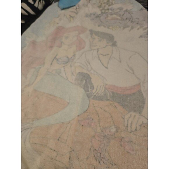 The Little Mermaid Vintage 90s Franco Disney Beach Towel 30x58 Triton Ursula - Picture 10 of 10